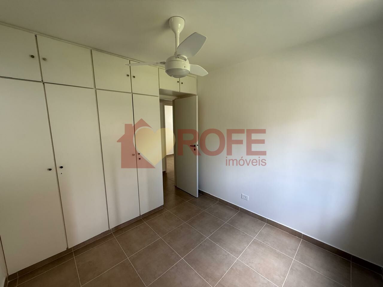 Foto 13 - RF46609
