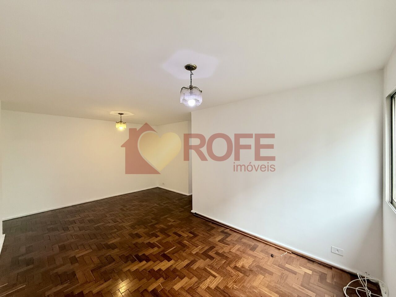Foto 2 - RF46621