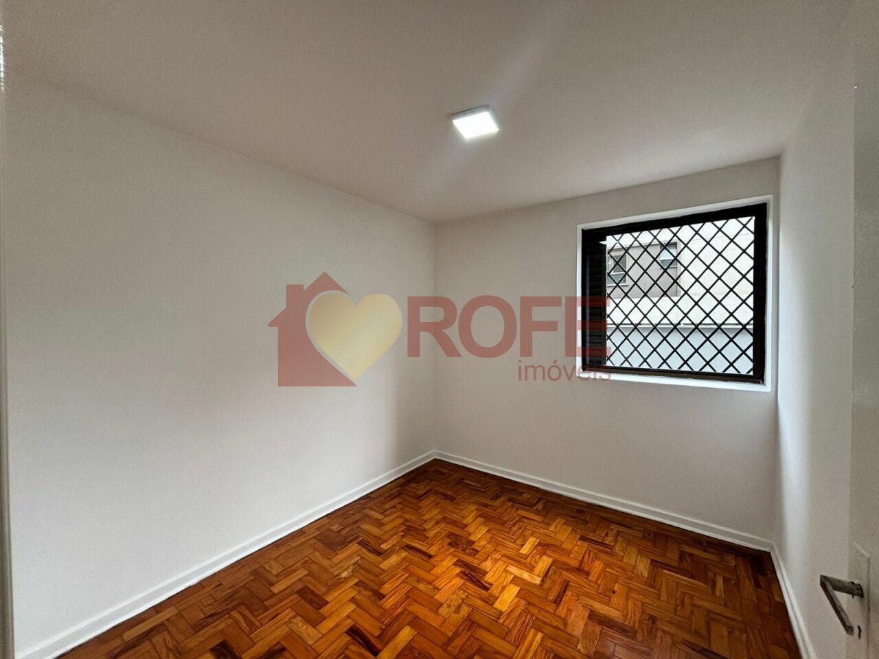Foto 4 - RF46629