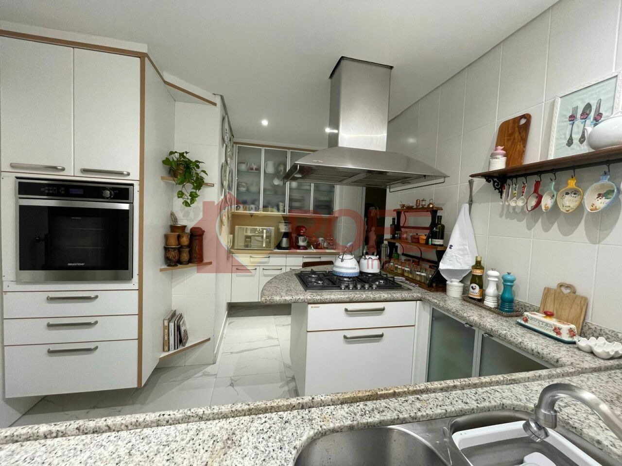 Foto 3 - RF46664