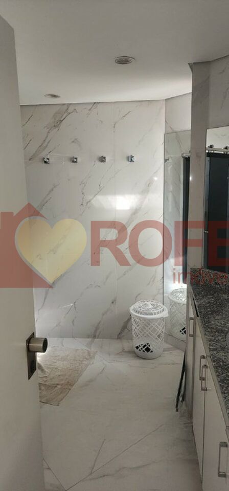 Foto 8 - RF46680