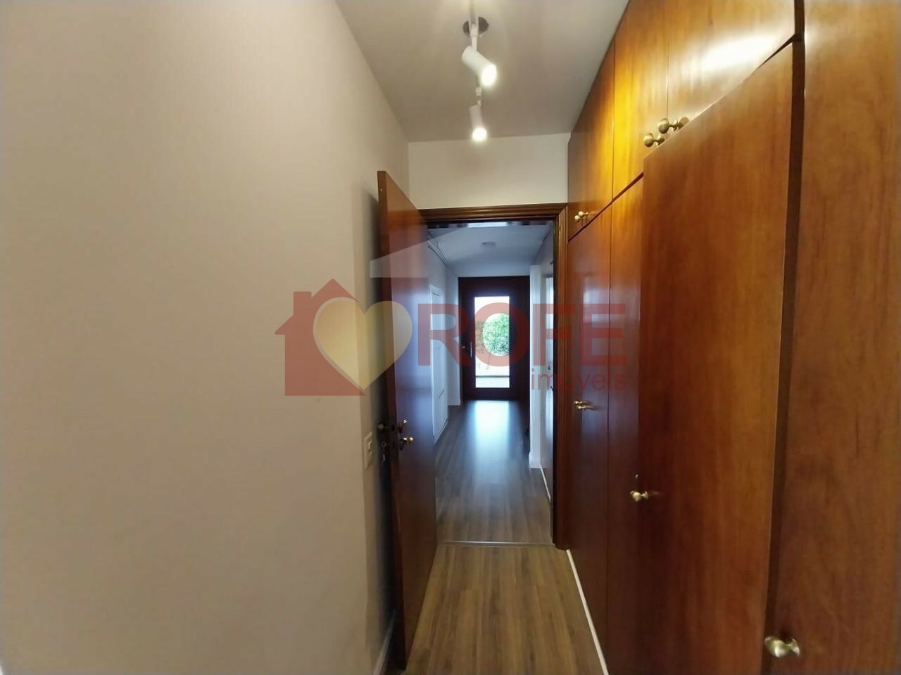 Foto 16 - RF46688
