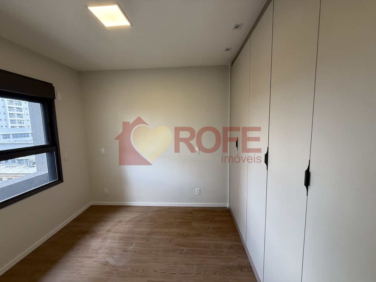 Foto 14 - RF46704