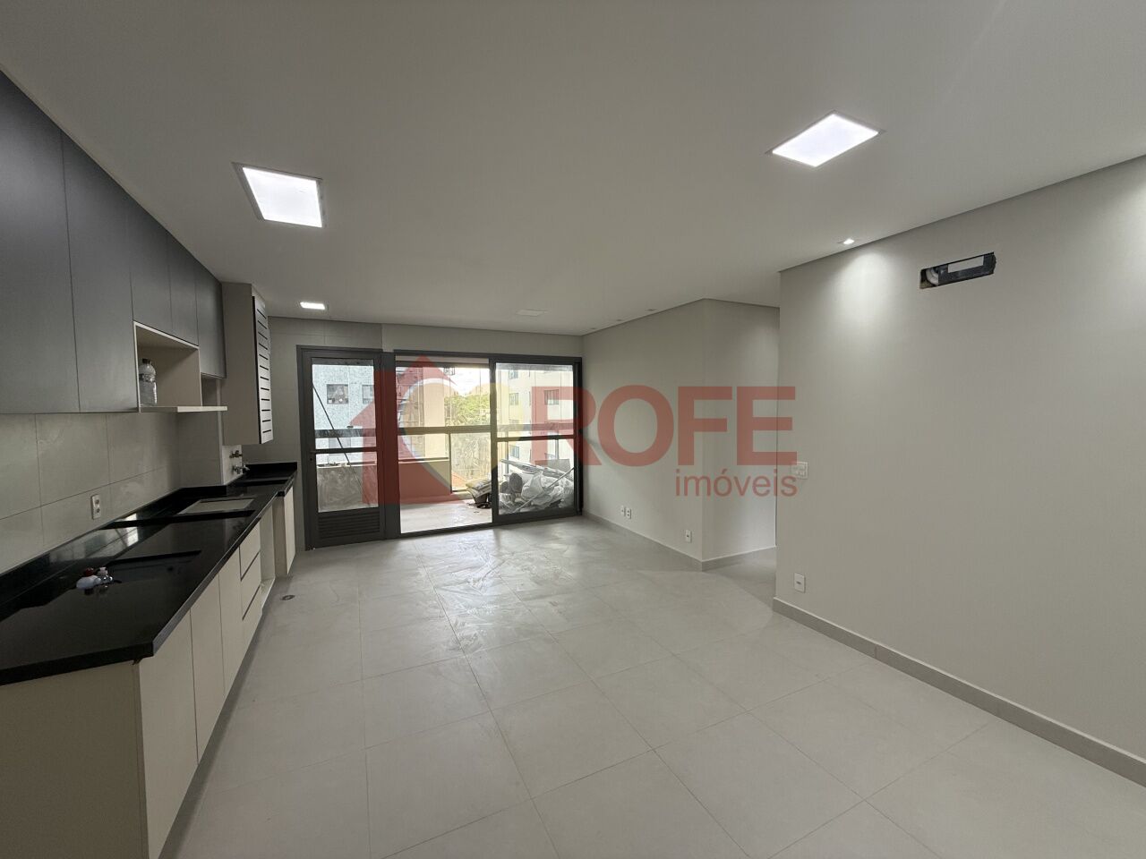 Foto 8 - RF46704