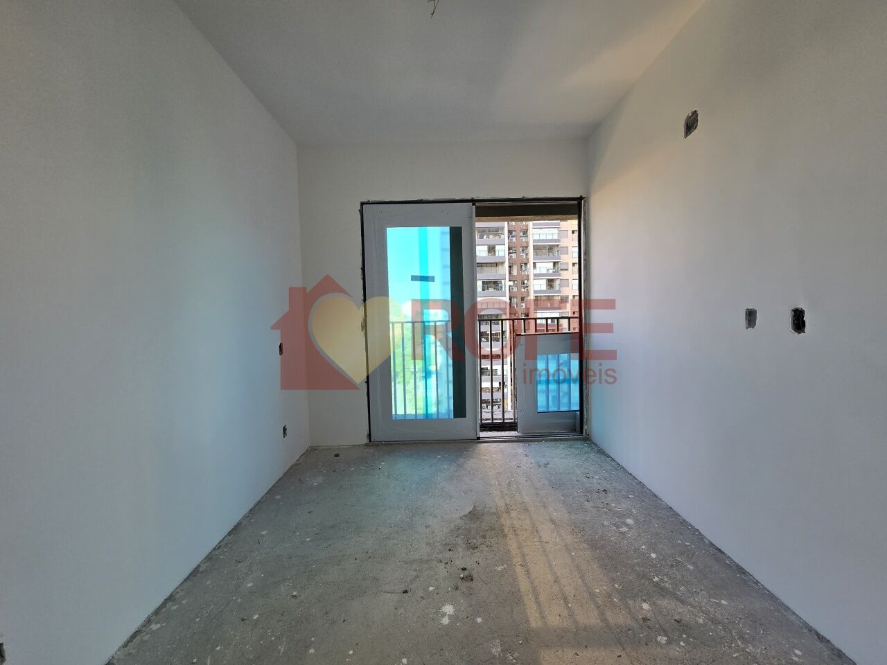 Foto 12 - RF46723