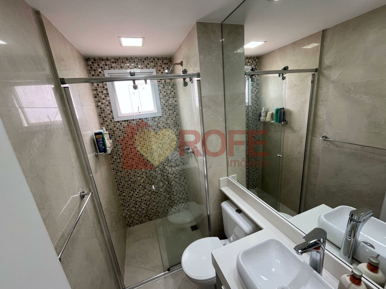 Foto 10 - RF46808