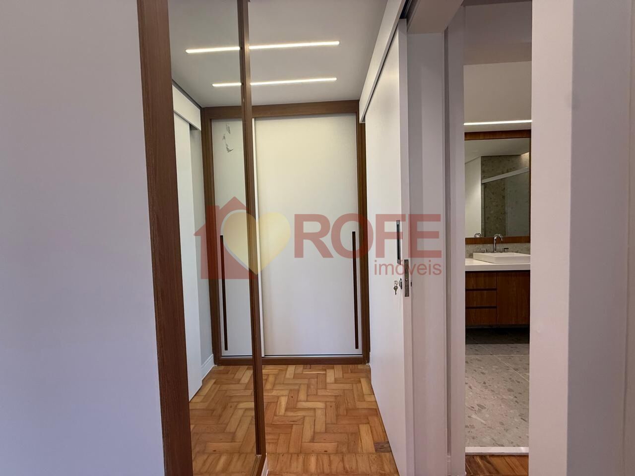Foto 35 - RF46820