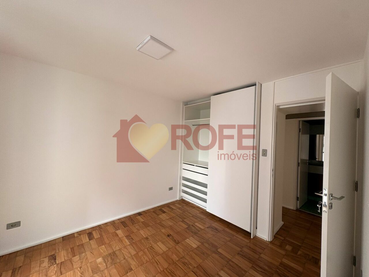 Foto 7 - RF46821