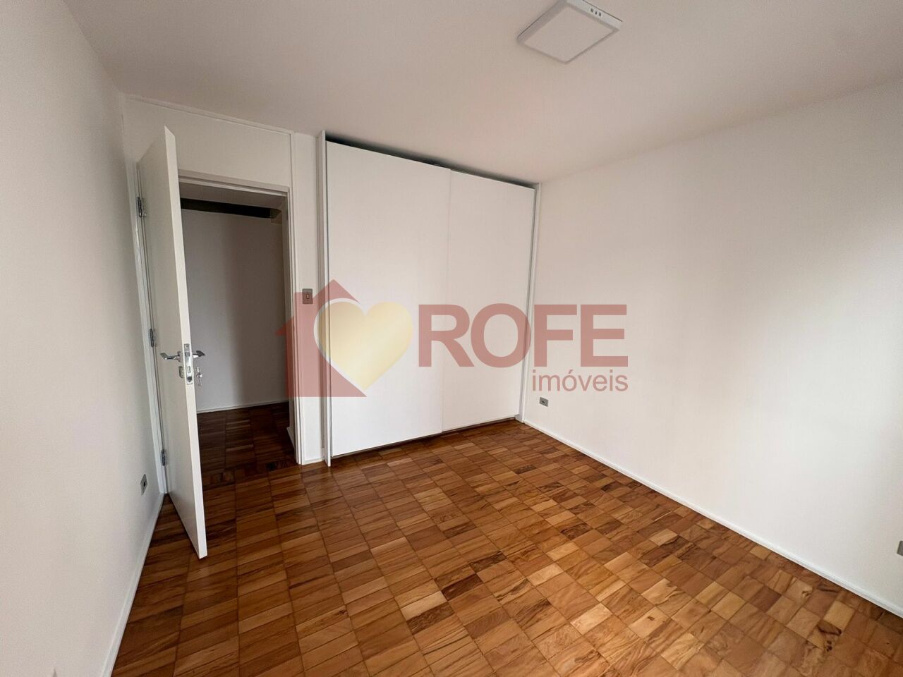 Foto 8 - RF46821