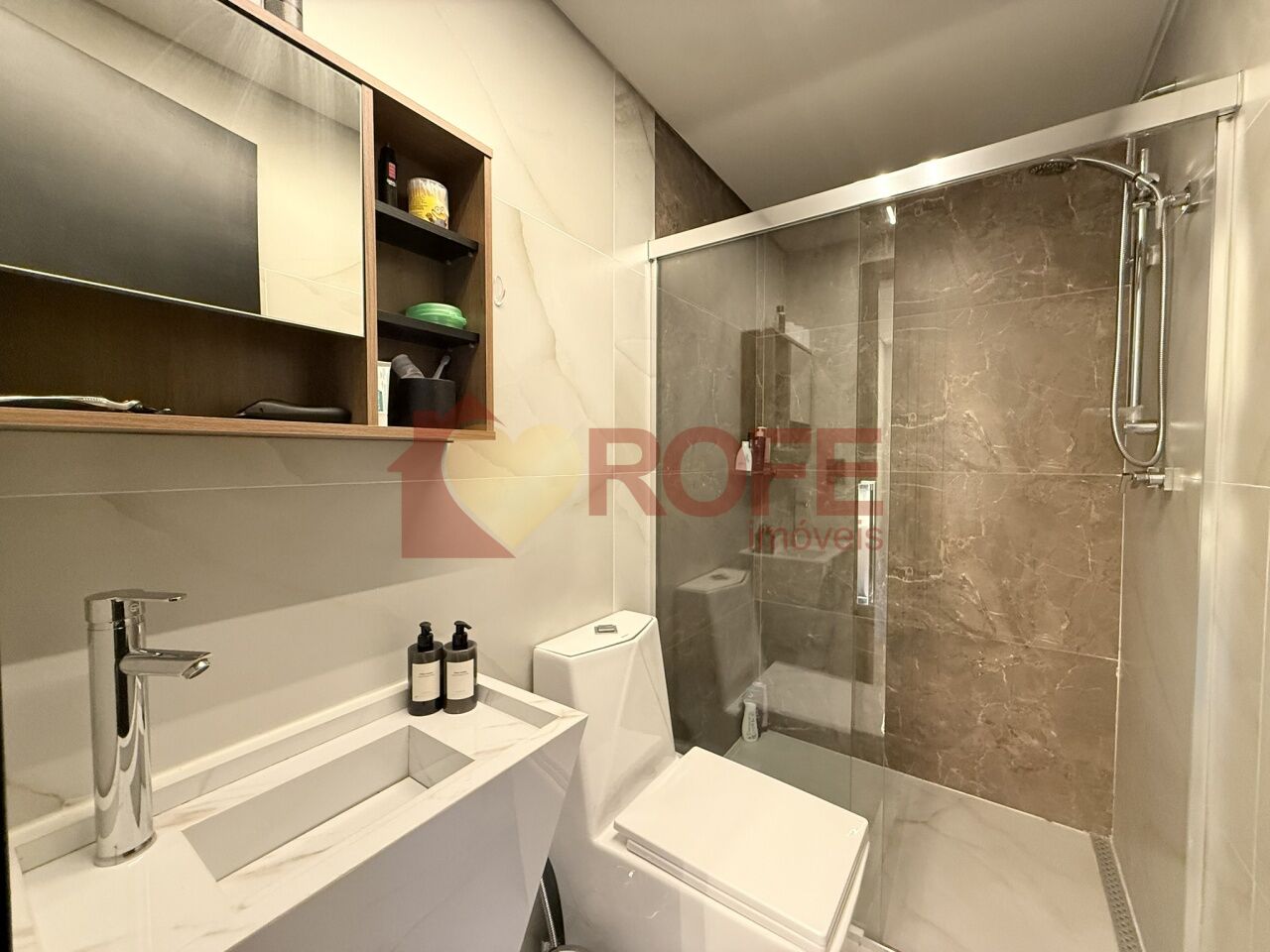 Foto 26 - RF46822