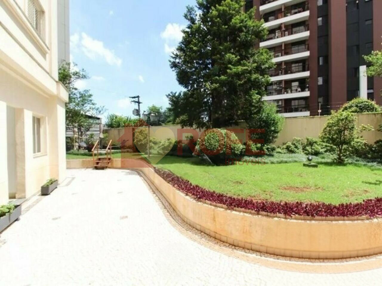 Foto 13 - RF46832