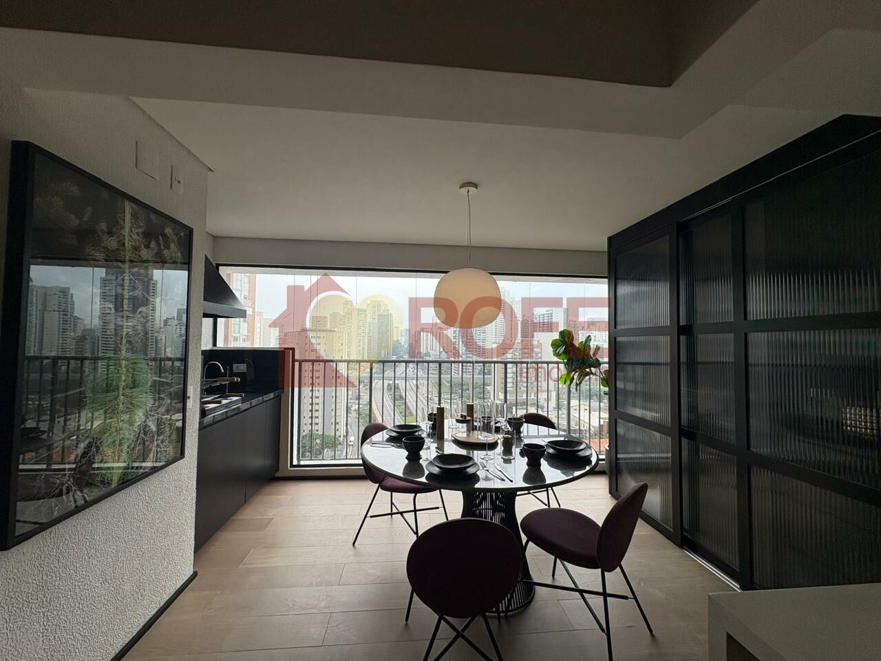 Foto 4 - RF46884