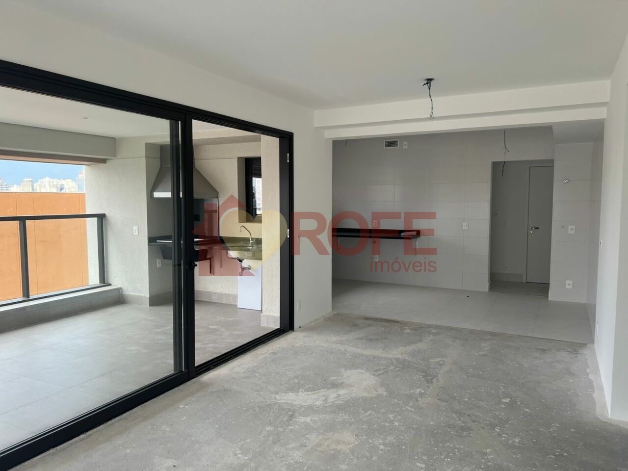 Foto 2 - RF46905