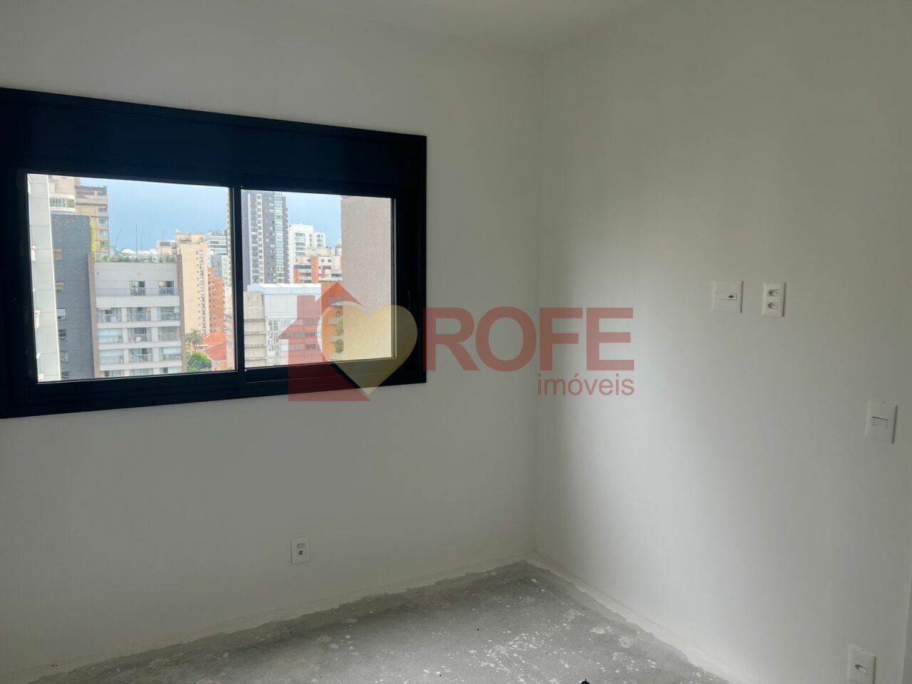 Foto 19 - RF46905