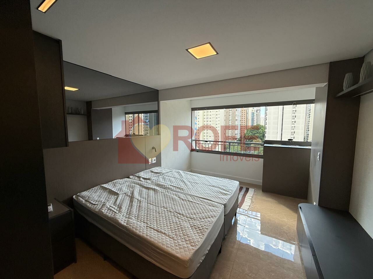 Foto 2 - RF46944