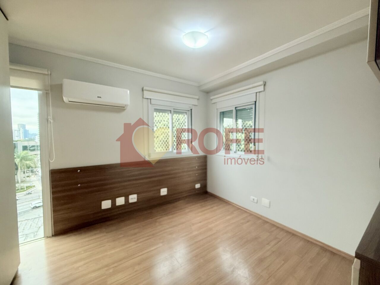 Foto 13 - RF47037