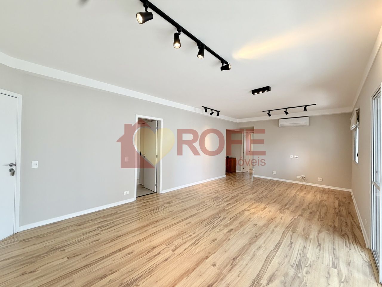 Foto 3 - RF47038