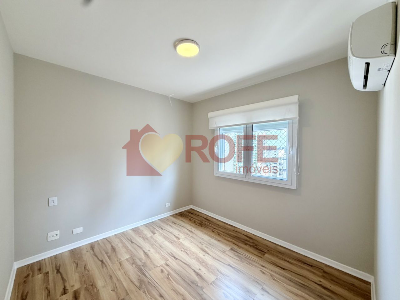 Foto 15 - RF47038