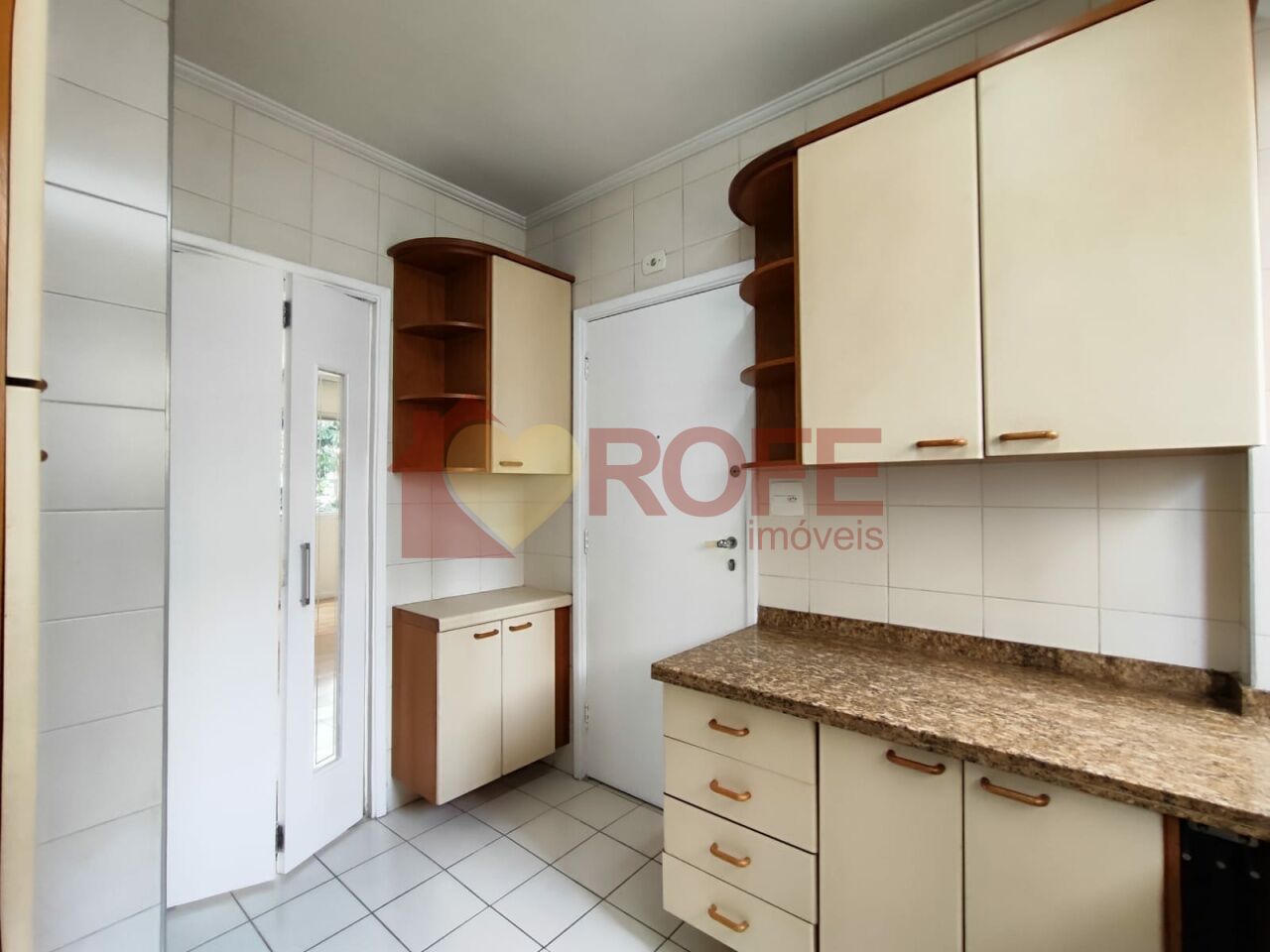 Foto 8 - RF47117