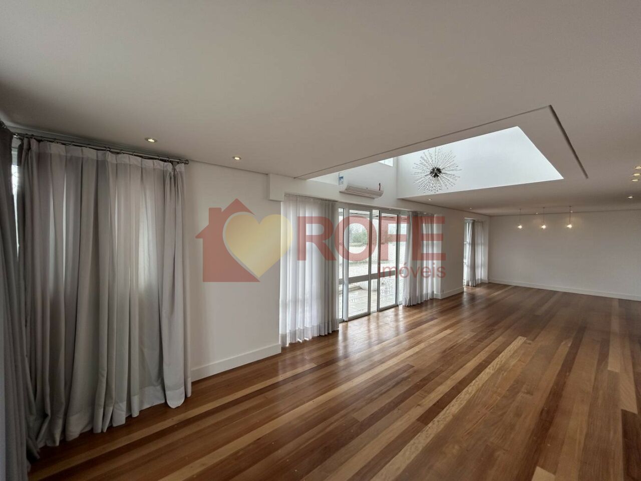 Foto 5 - RF47174