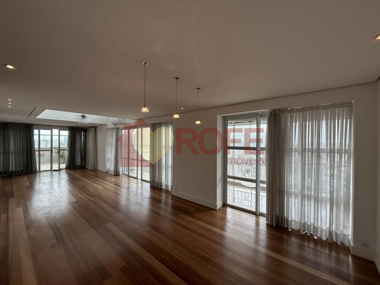 Foto 8 - RF47174
