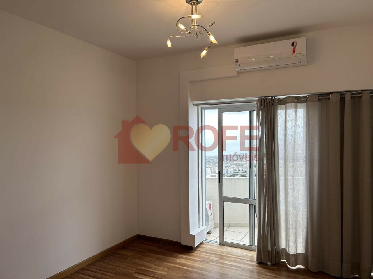 Foto 25 - RF47174