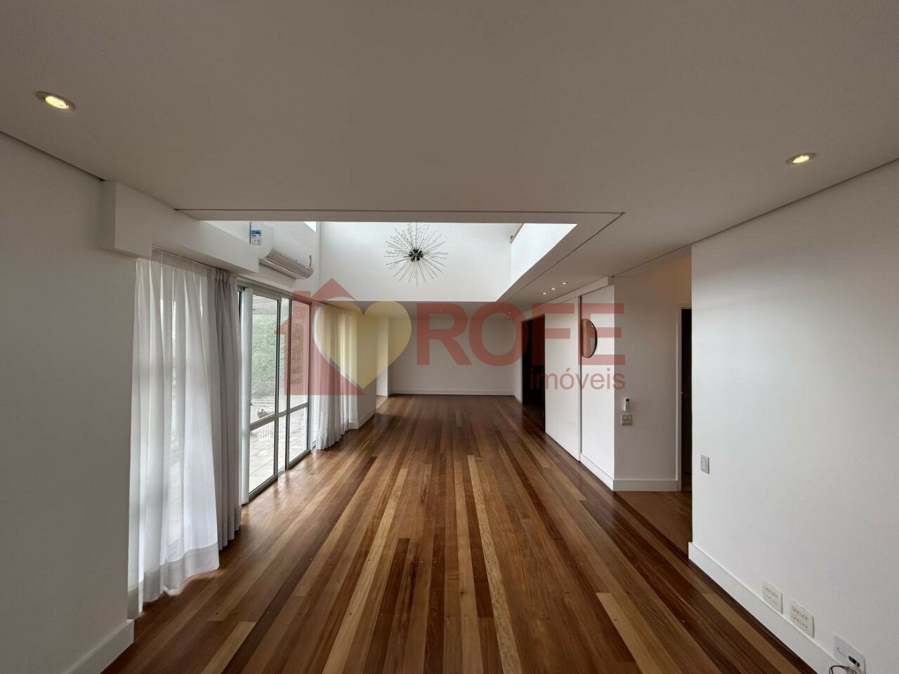 Foto 4 - RF47174