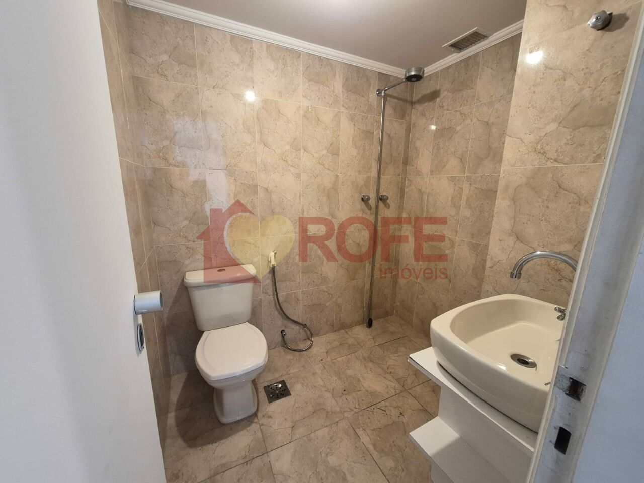 Foto 6 - RF47233