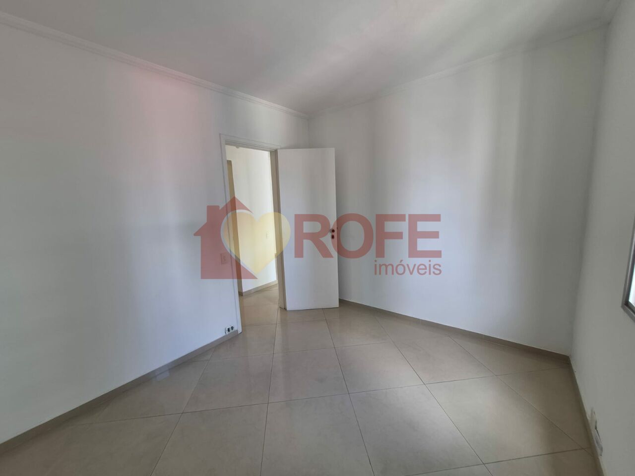 Foto 7 - RF47233