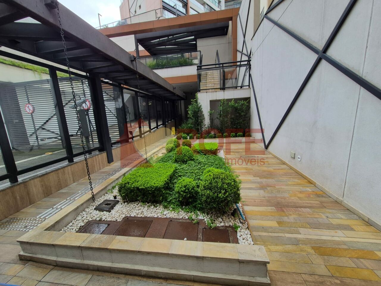 Foto 8 - RF47314