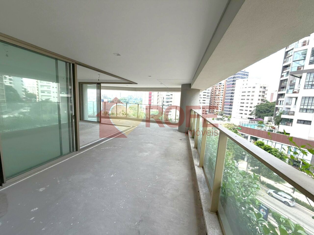 Foto 5 - RF47333