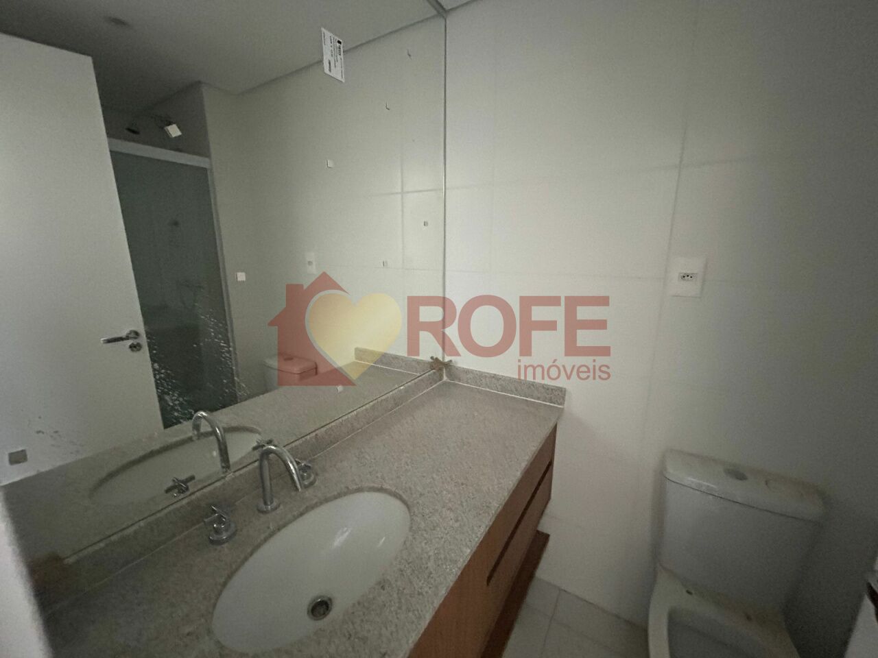 Foto 15 - RF47356