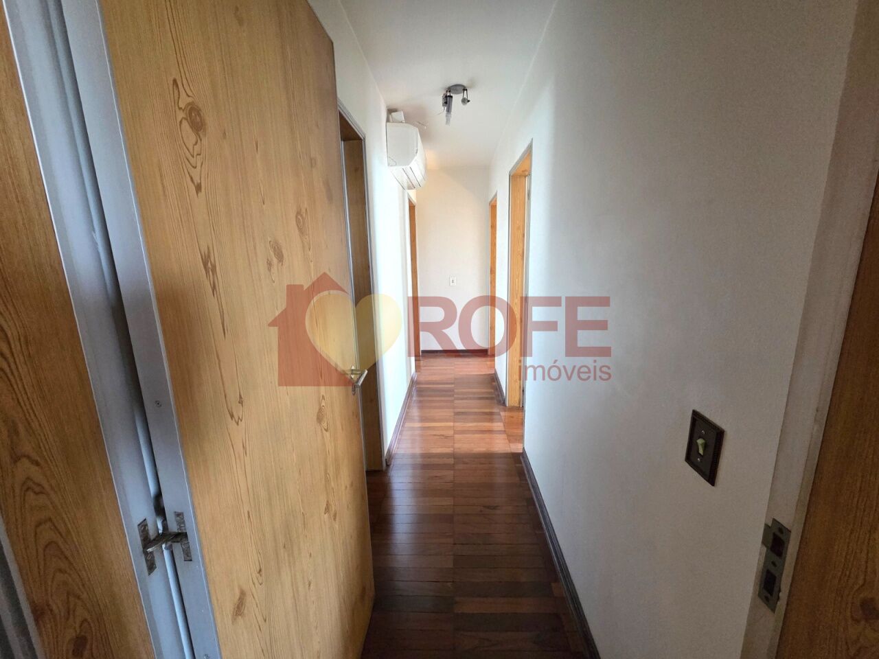 Foto 4 - RF47392