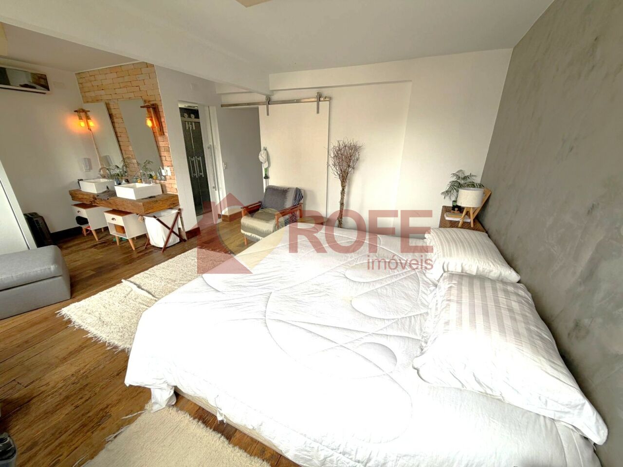 Foto 12 - RF47418
