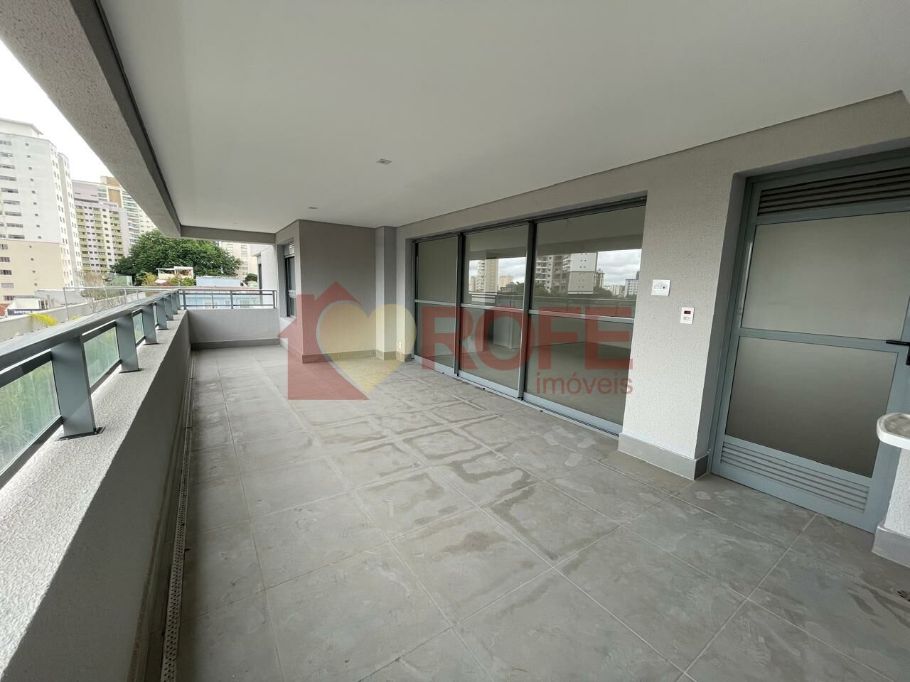 Foto 3 - RF47444