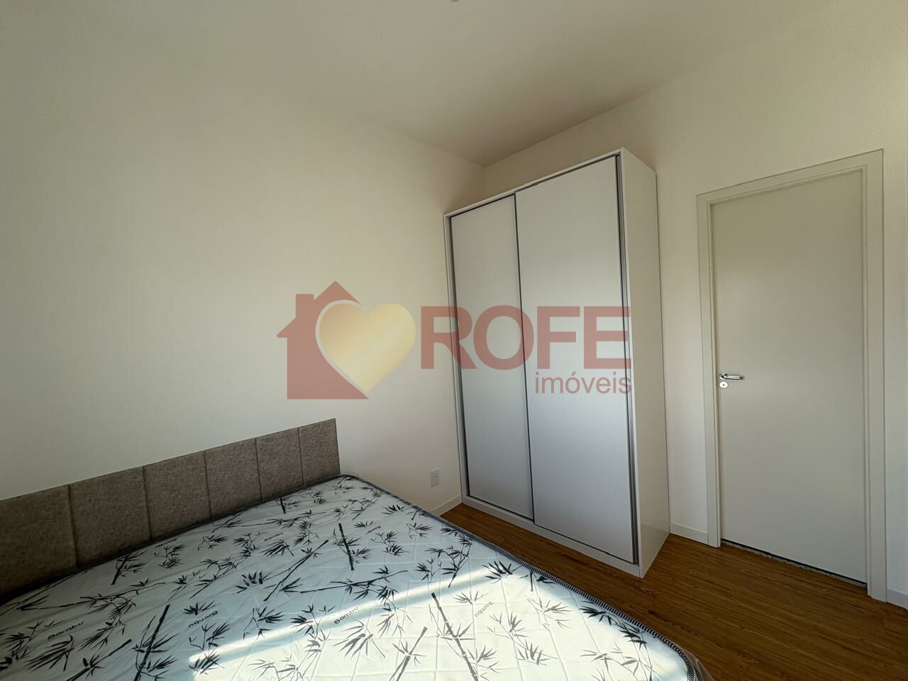 Foto 8 - RF47471
