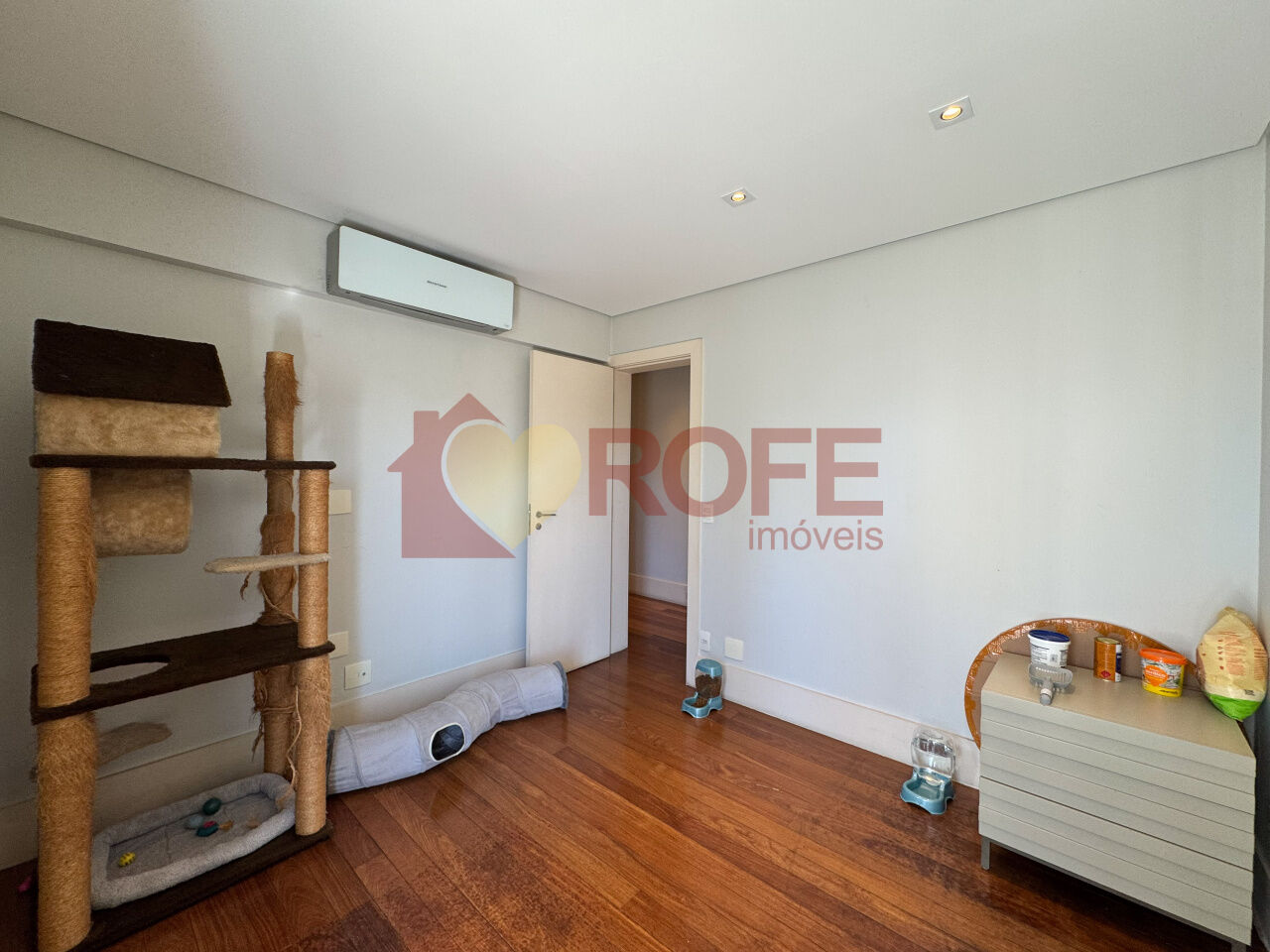 Foto 35 - RF47490