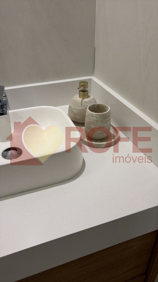 Foto 13 - RF47521