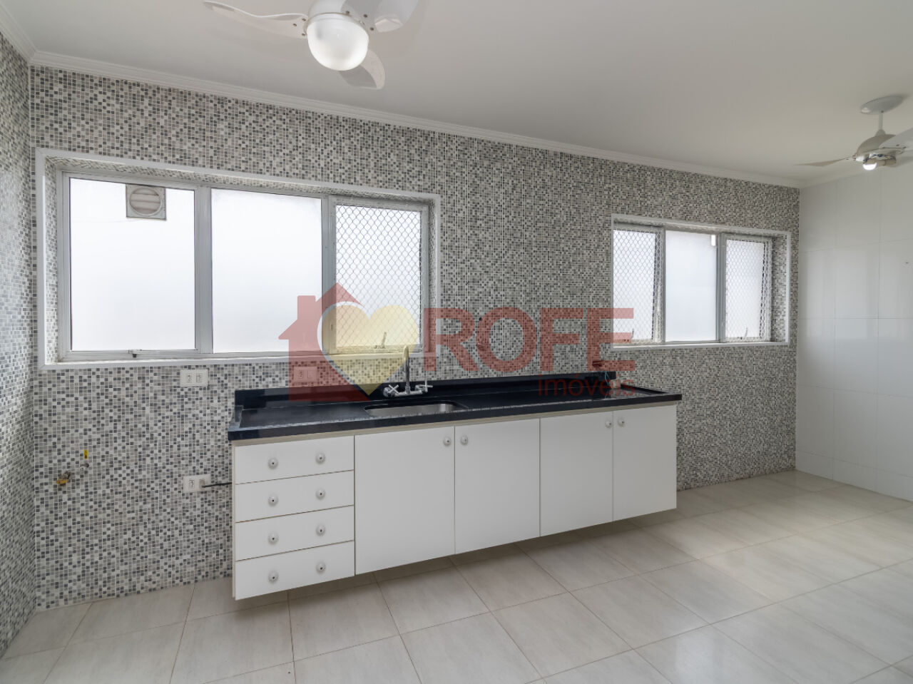 Foto 8 - RF47526