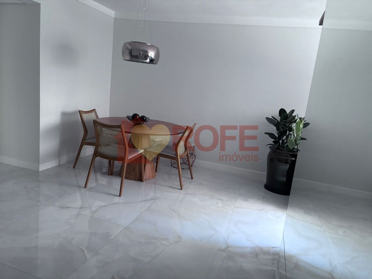 Foto 5 - RF47601