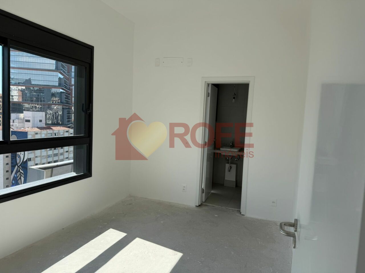 Foto 8 - RF47608