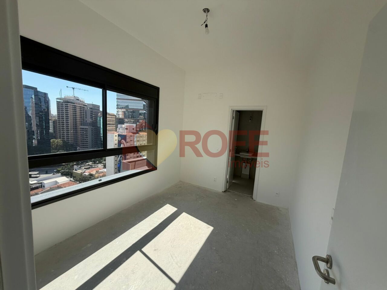Foto 11 - RF47608