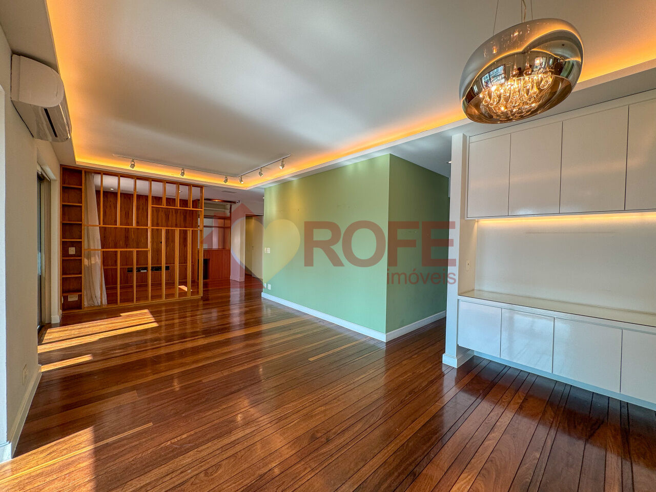 Foto 5 - RF4761