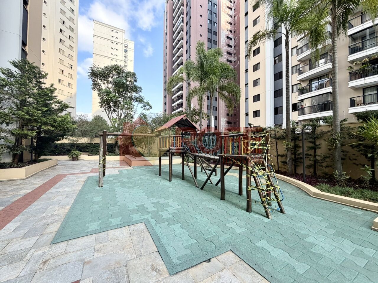 Foto 38 - RF47636