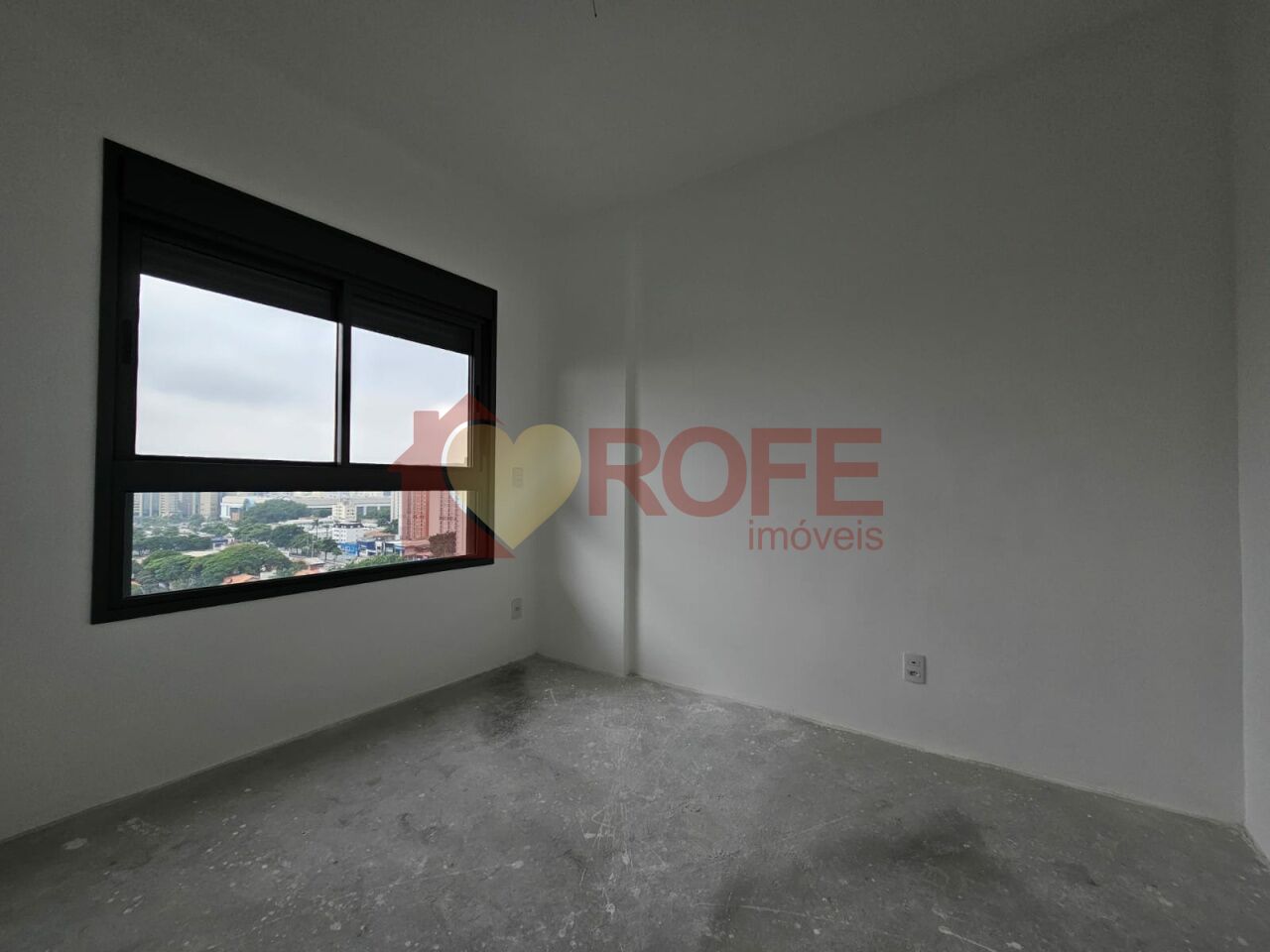 Foto 3 - RF47753