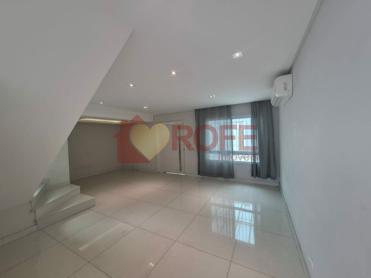 Foto 3 - RF47754