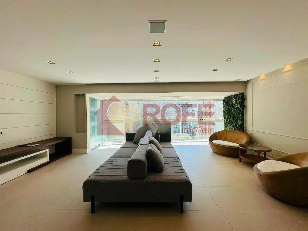Foto 3 - RF47758