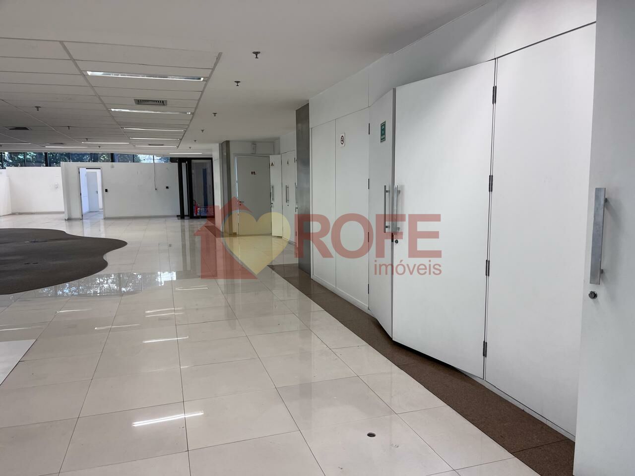 Foto 4 - RF47817