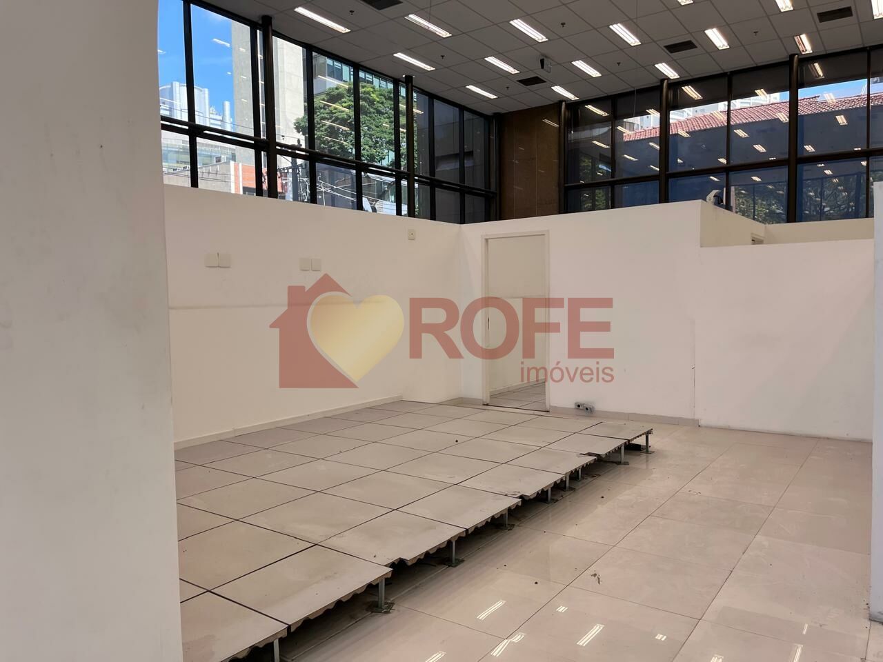 Foto 8 - RF47817