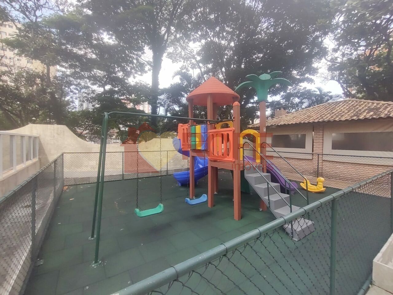 Foto 33 - RF47851